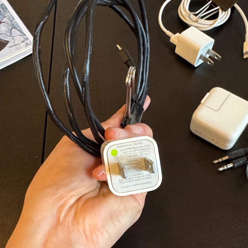 Multiples Charging Cable Collection - Picture 2 of 15